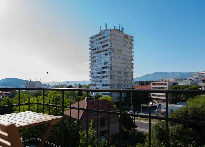 Charming Close To Bacvice And Center * Split